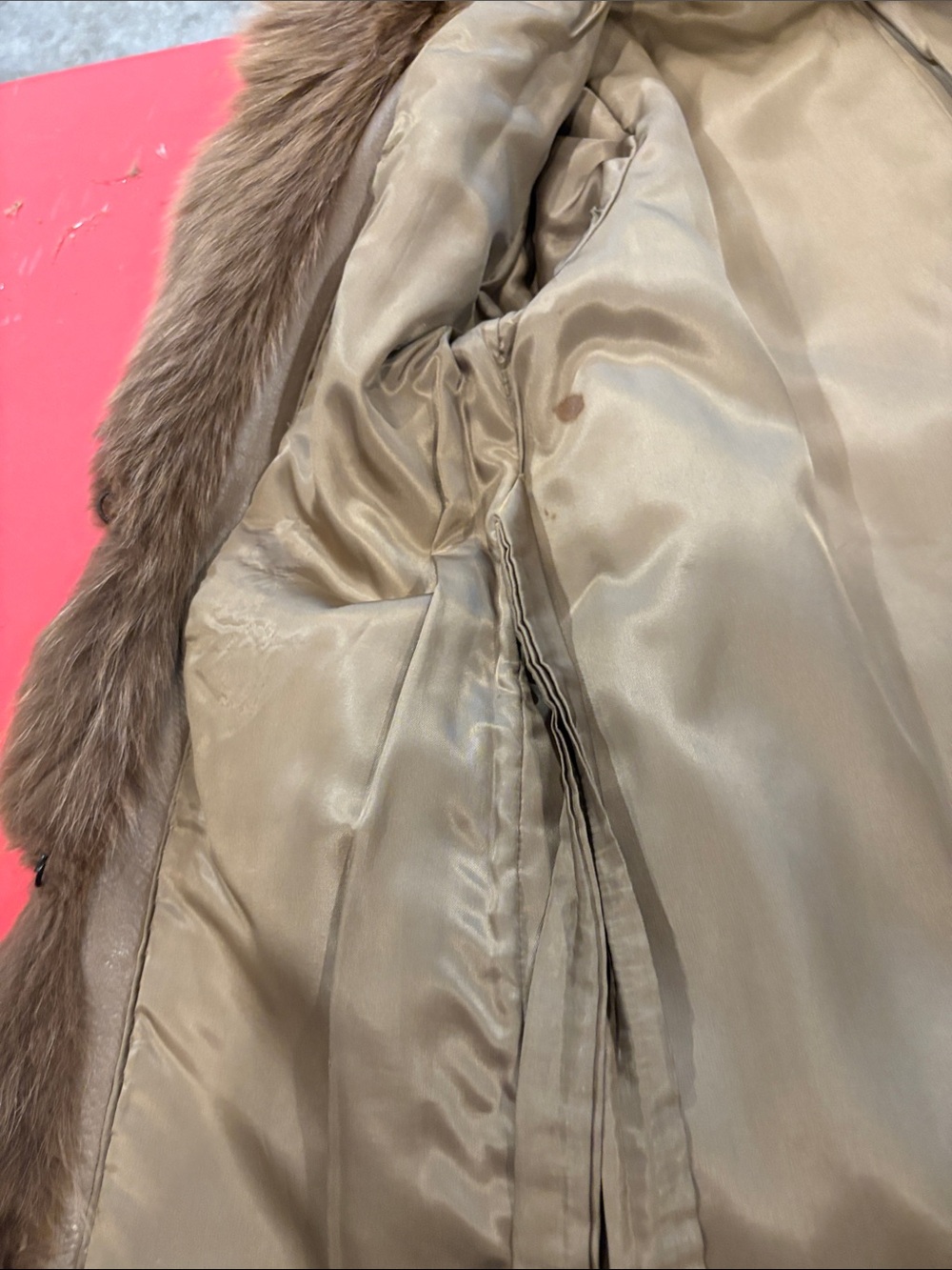 Luxury Women's Fur Coat - Tan/Brown mink and fox trim. 2B - Picture 12 of 16